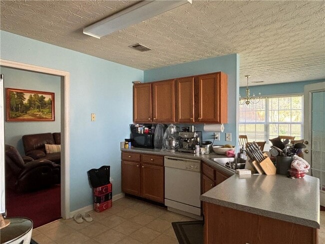 Building Photo - 3287 Baymount Way
