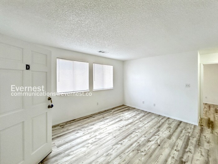 Building Photo - 1120 Yuma St