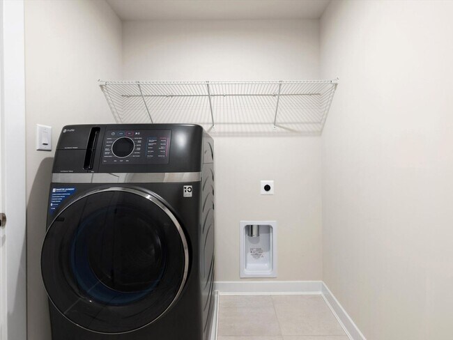 Building Photo - BeachTree Preserve Beauty | Finished Basement, Pool Access & Lawn Care Included