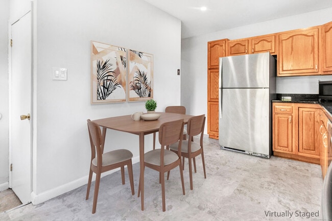 Building Photo - 19 Sunset Dr