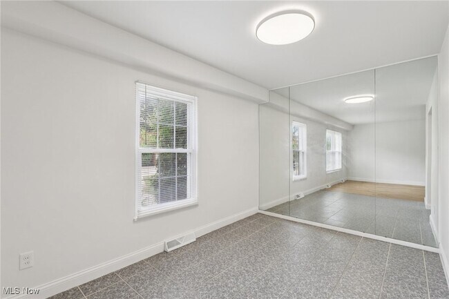 Building Photo - 3279 Warrensville Center Rd