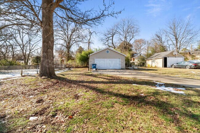 Building Photo - 409 Harrison Ave