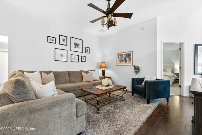 Building Photo - 1442 Laurel Oak Dr