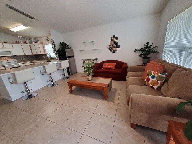 Building Photo - 944 Lockbreeze Dr