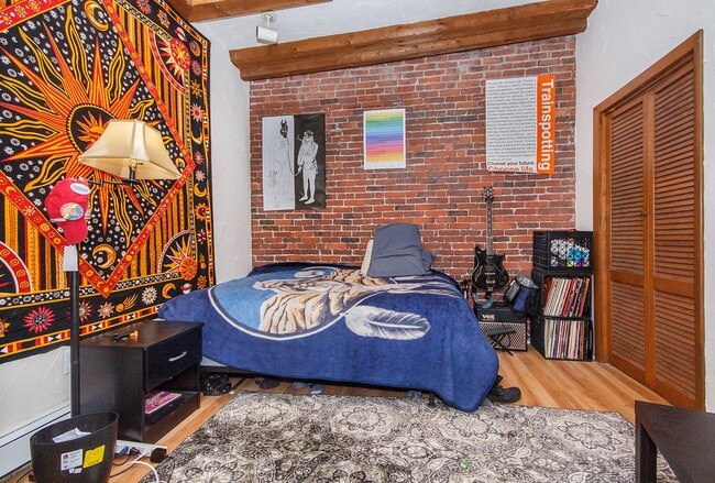 Building Photo - 29 St Mary's St