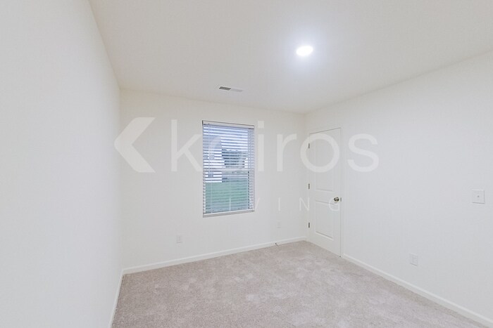 Building Photo - 7004 Peppermill Way