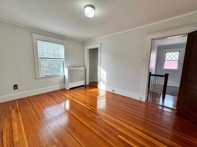 Building Photo - 40 Highland Ave