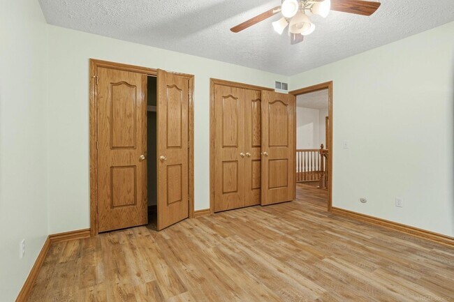 Building Photo - 14450 Knightsbridge Dr