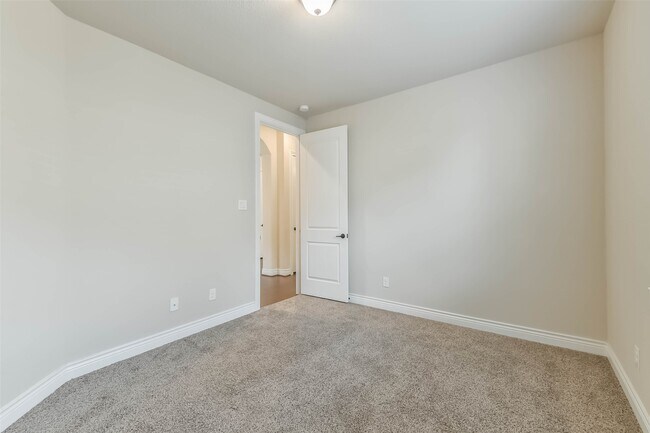 Building Photo - 4511 Sanctuary Halls Dr