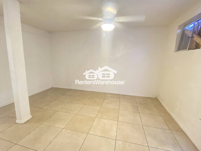 Building Photo - 325 S Pioneer