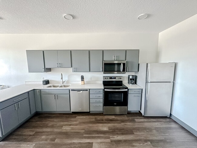 Building Photo - 1261 8th St