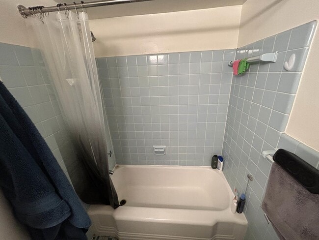 Building Photo - 950 25th St NW