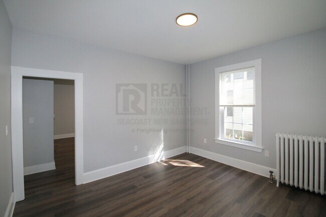 Building Photo - 285 Richards Ave