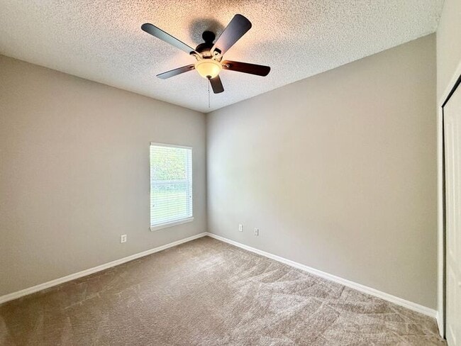 Building Photo - GREAT 3/2 HOME IN WATERSIDE SOUTHEAST ORLANDO