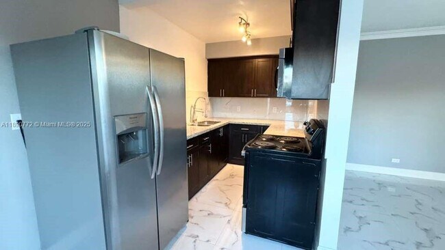 Primary Photo - 346 86th St