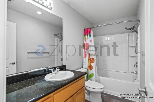 Building Photo - 18404 Emerald Ln