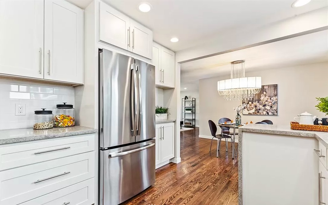 Building Photo - 1333 N 192nd St