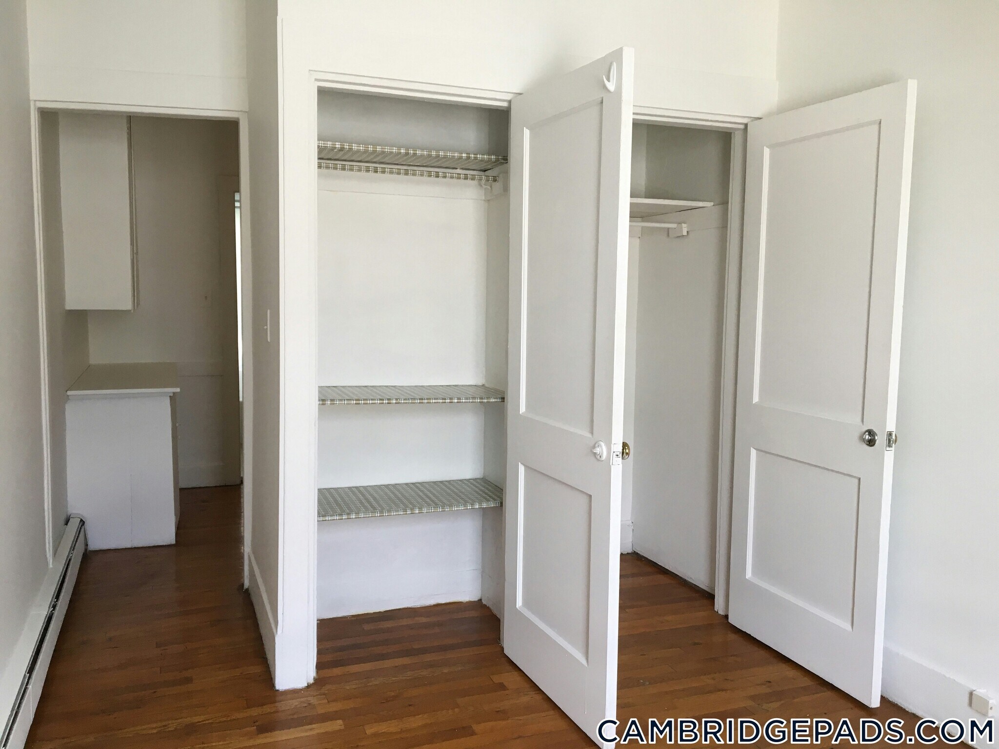 Building Photo - 148 5th St