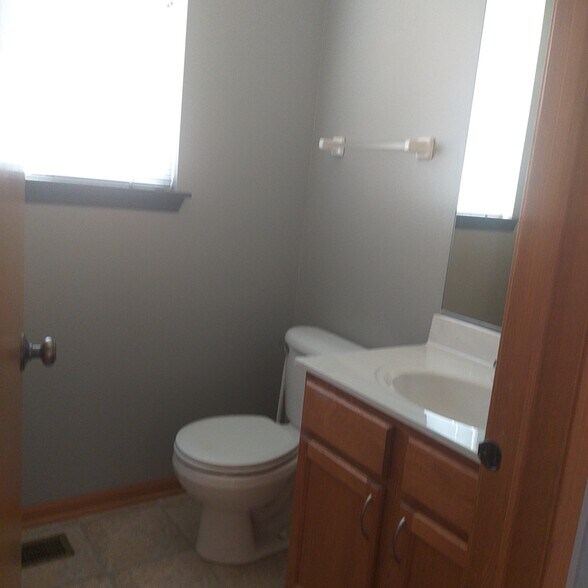 Building Photo - 277 W Biros Ln