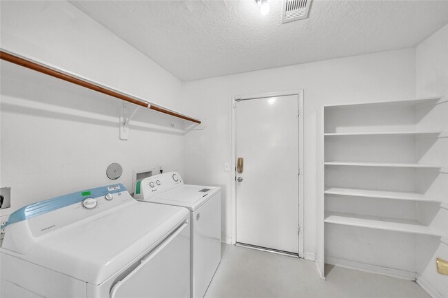 Building Photo - 13423 Venice Villa Ln