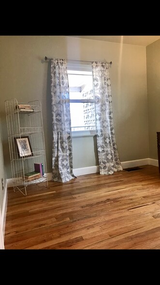 Building Photo - 5110 Clay St