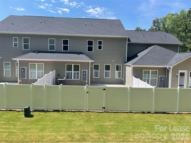 Building Photo - 8234 Merryvale Ln