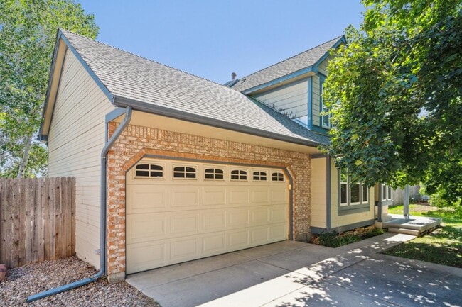 Building Photo - 7950 S Garrison Ct
