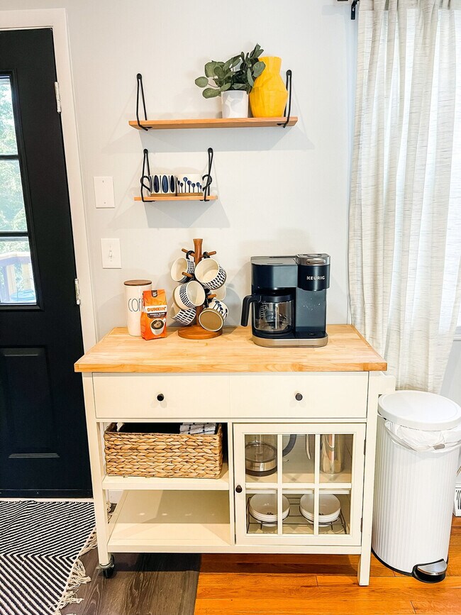 Building Photo - 57 Curt Blvd