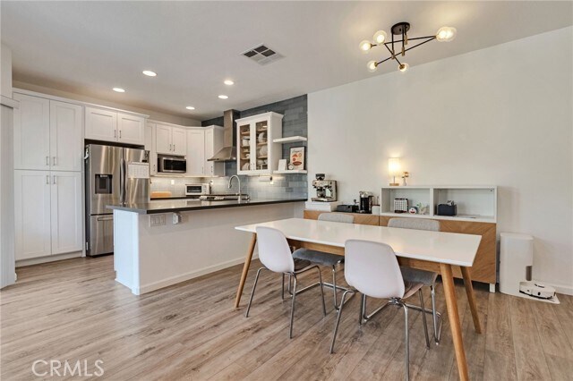 Building Photo - 922 S Country Glen Way