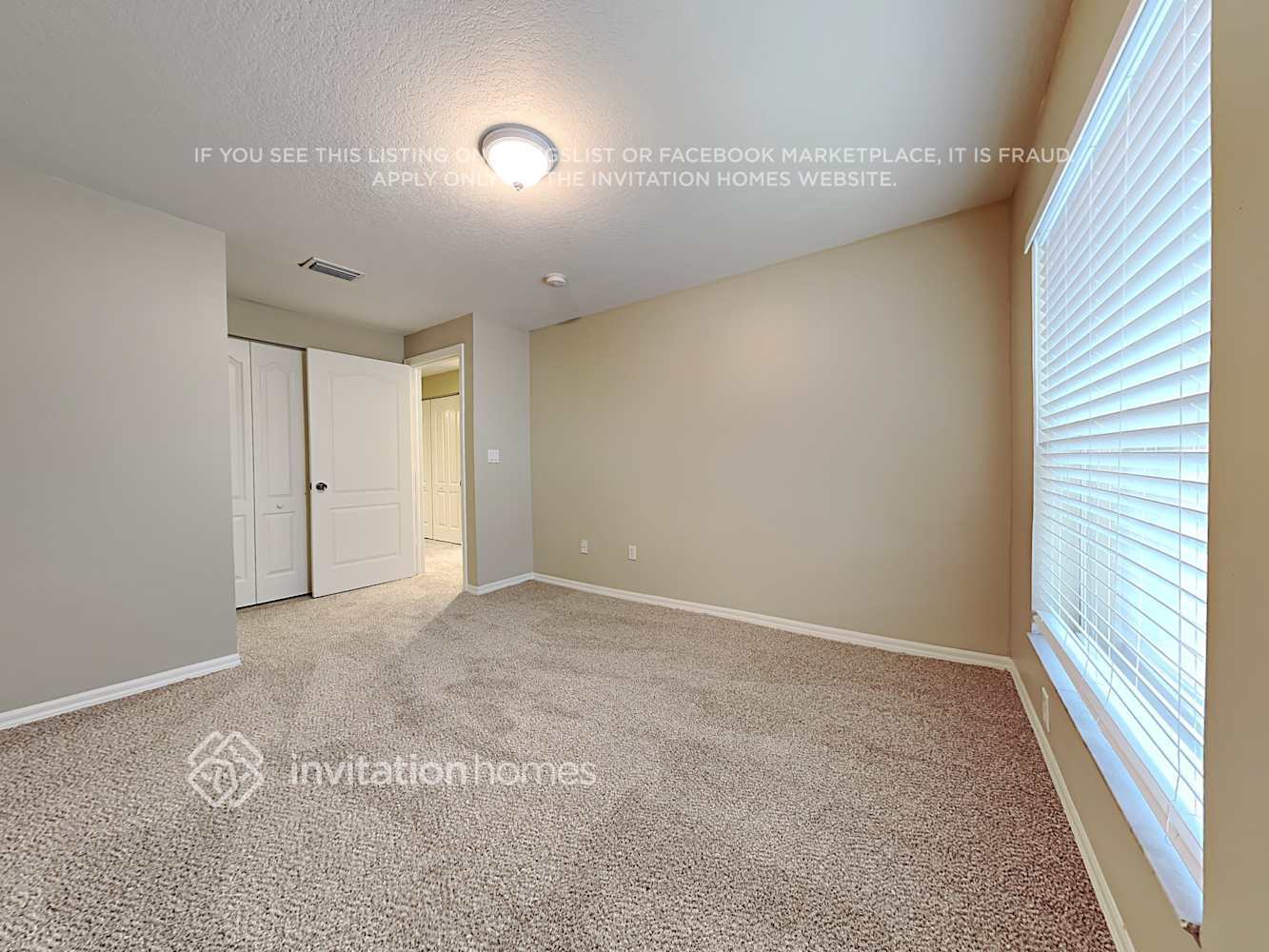 Building Photo - 305 River Bluff Ln