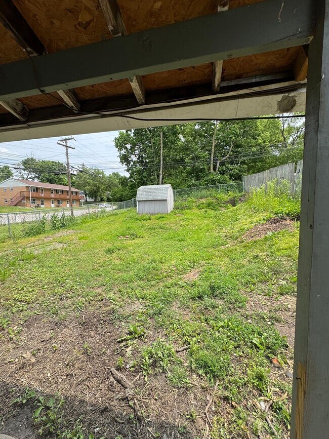 Building Photo - Spacious Four Bedroom House Close to Downtown Lafayette!