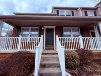 Building Photo - 170 Blue Leaf Dr NW