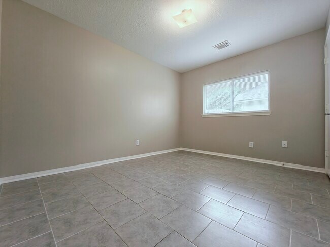 Building Photo - 2506 Teal Run Pl Dr