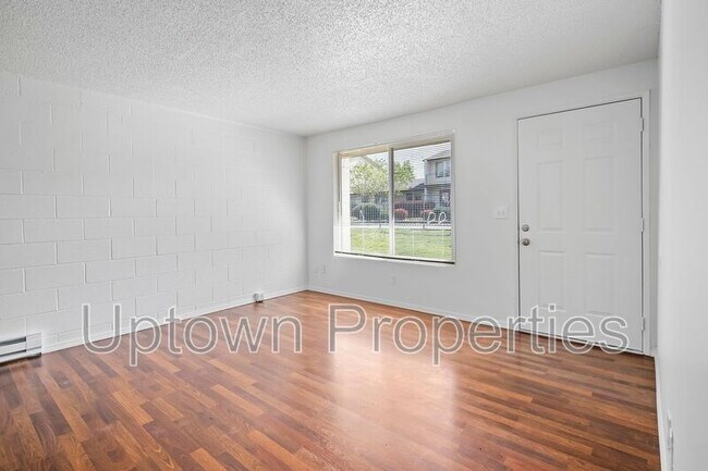 Building Photo - 13000 NW Cornell Rd