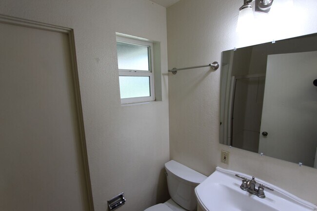 Building Photo - 3409 Pima Dr