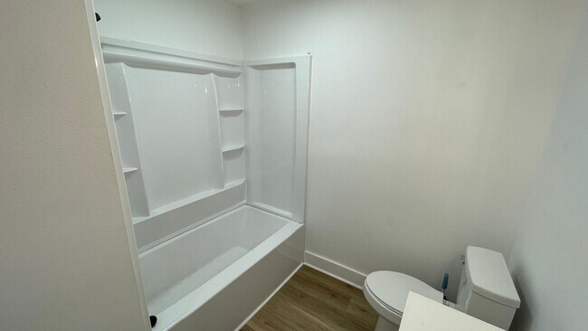 Building Photo - Charming 3 Bedroom Home in North Little Rock