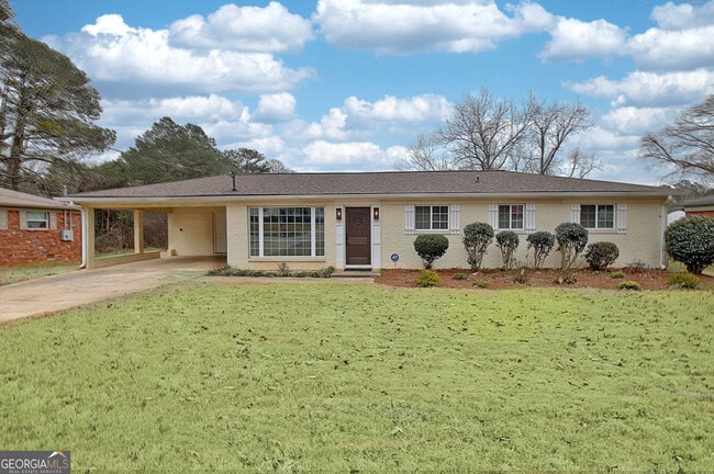 Building Photo - 183 Pine St NE