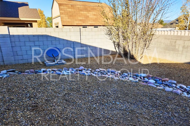 Building Photo - Beautiful 3-bedrooms, 2-baths home in the Viewpoint Community of Prescott Valley!