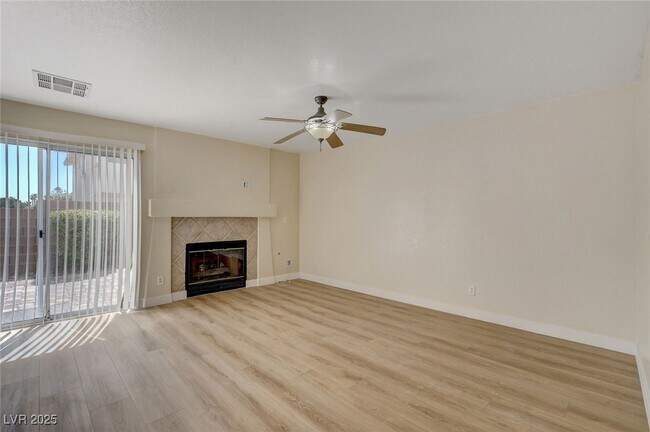 Building Photo - 1220 Padre Serra Ln