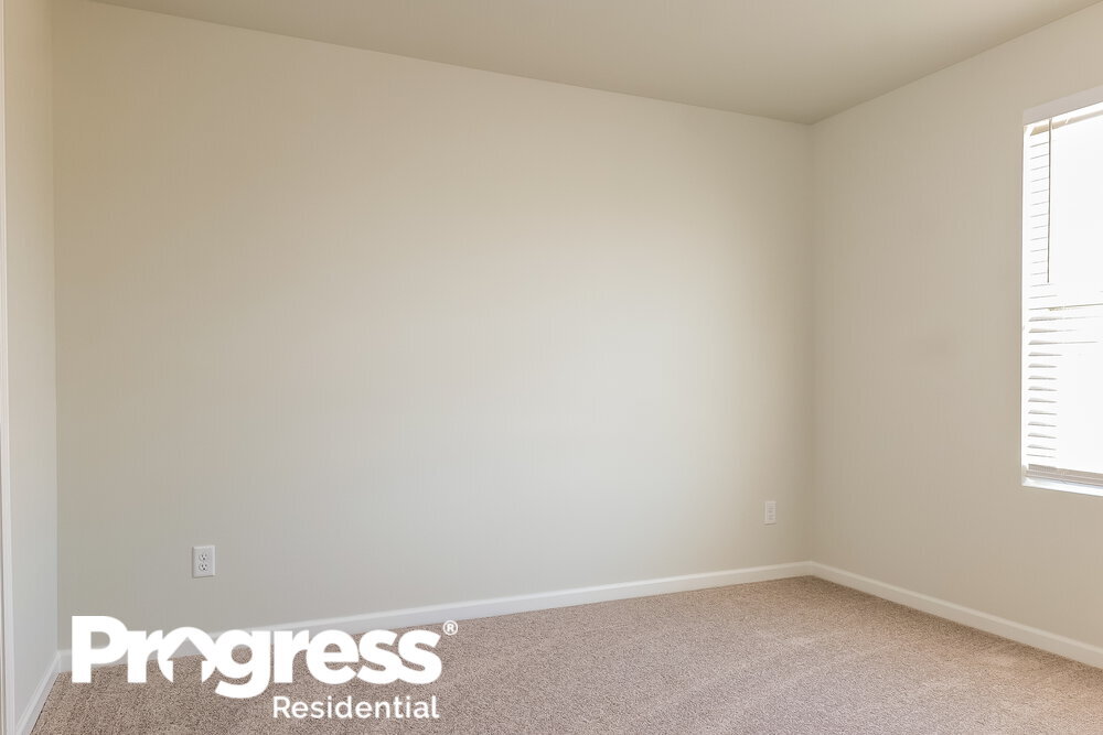 Building Photo - 621 Samuel