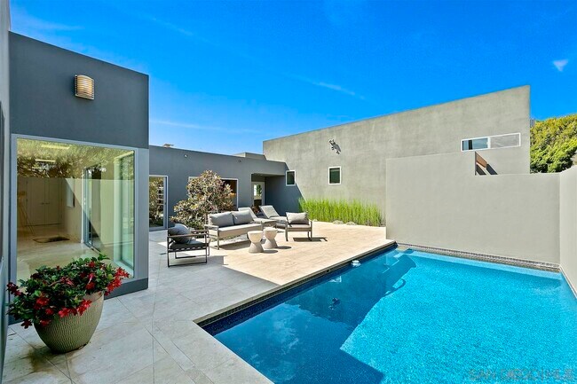 Building Photo - 8244 Prestwick Dr