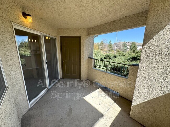 Building Photo - 3975 Rivera Grv