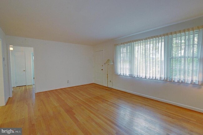 Building Photo - 3605 Dundee Driveway