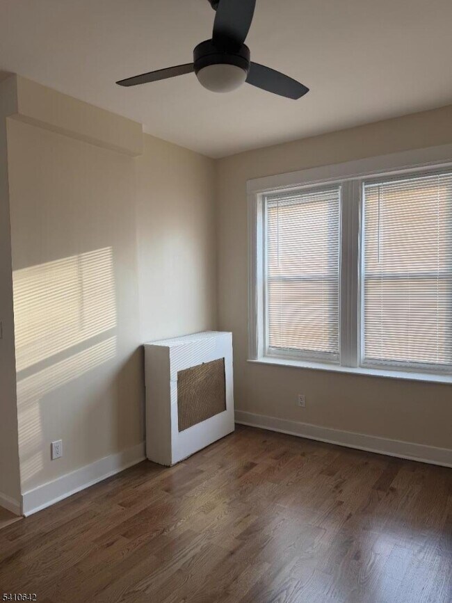 Building Photo - 65 Clendenny Ave