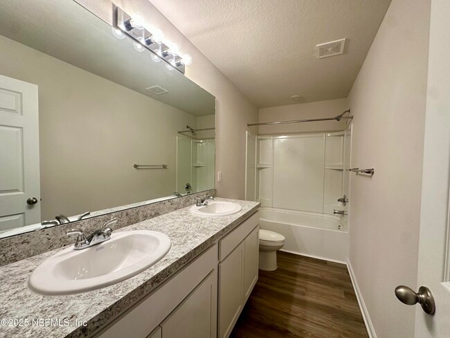 Building Photo - 1375 High Falls Dr