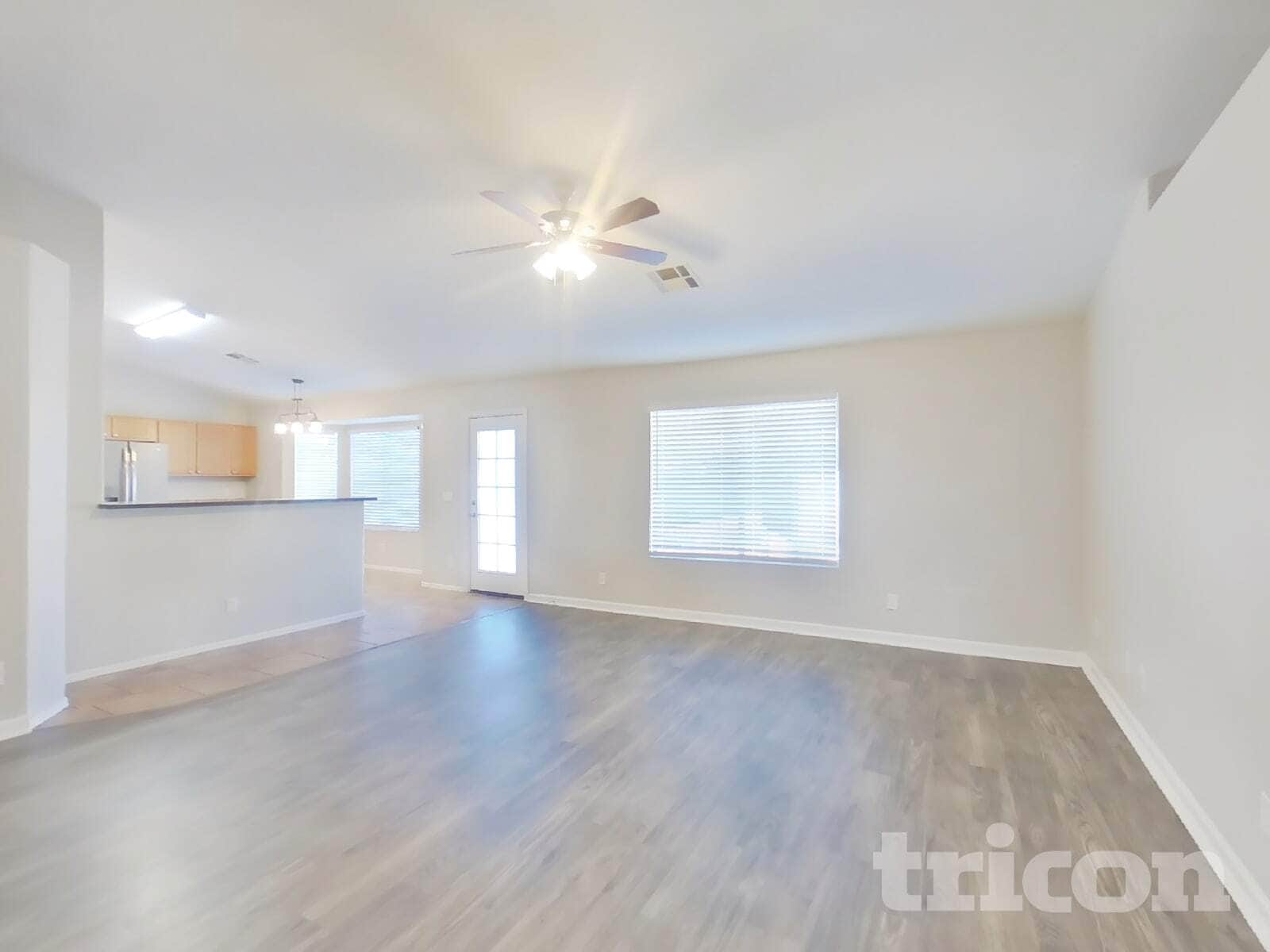 Building Photo - 4314 S Emery St