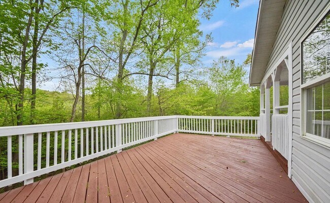 Building Photo - **COMING SOON** Private Country Retreat on 11+ Acres | 3 Bedrooms | 2 Bathrooms | Available Augus...