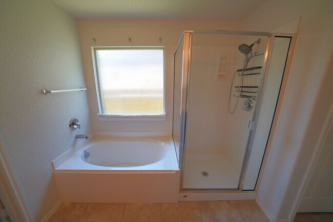 Building Photo - 6307 Myrtle Run
