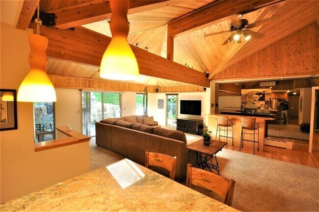 Building Photo - **COMING SOON**Stunning Mid Century Rancher
