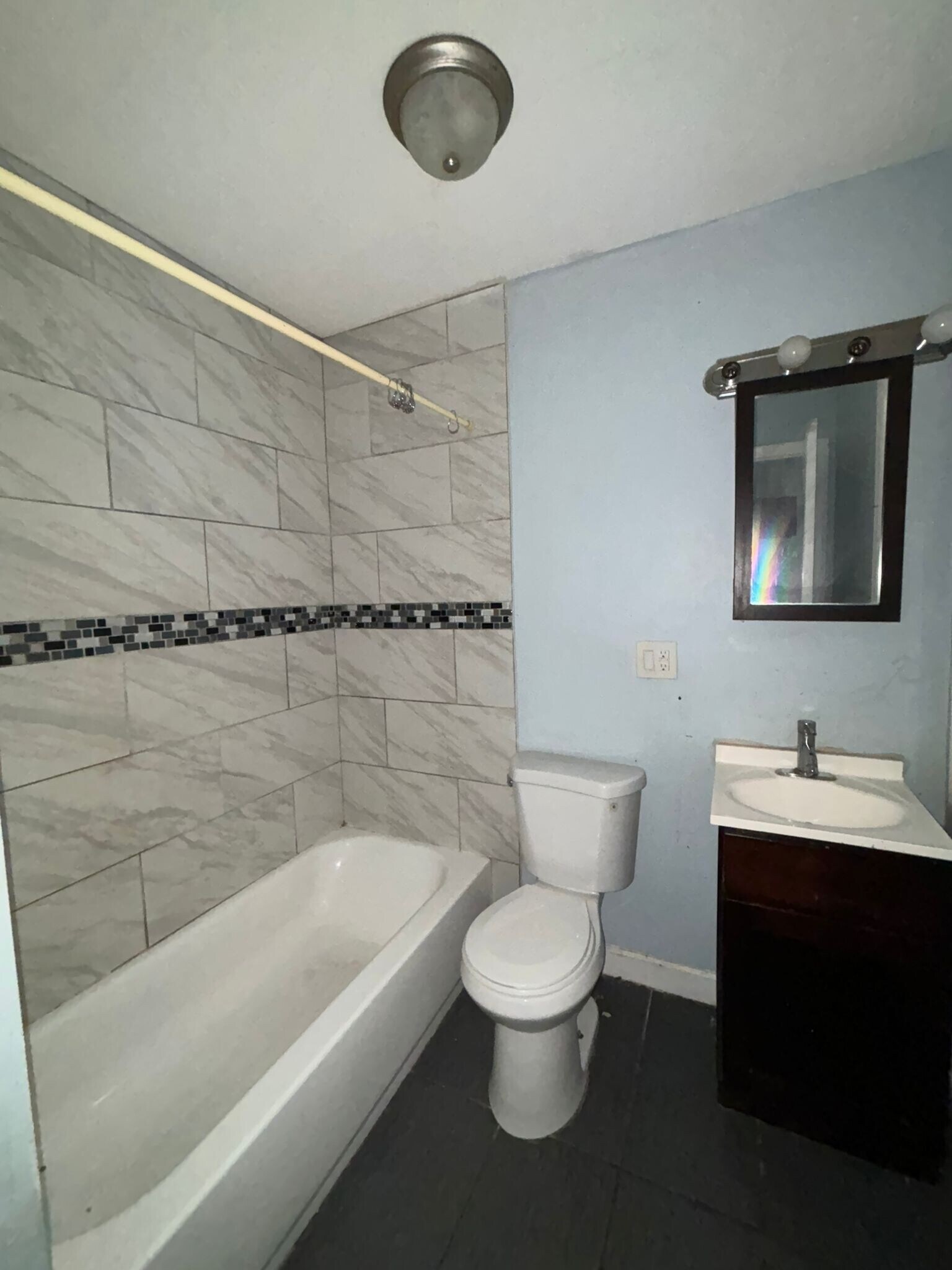 132 N Grove St 3 - 124 N Grove St
